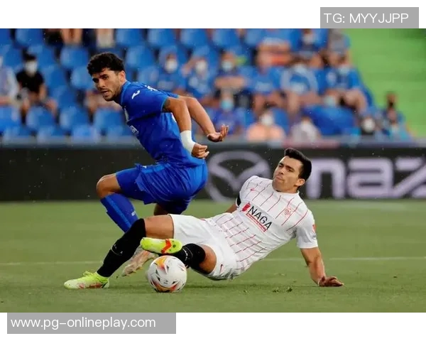 意甲焦点战马竞逆转里昂点球大战点燃全场激情