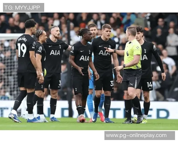 热刺3-0大胜多特蒙德帽子戏法引发争议判罚全场沸腾